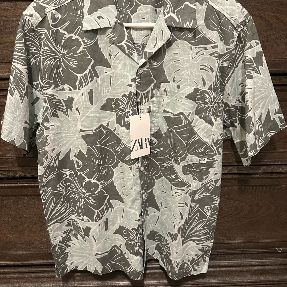 Zara Boys Green and White Leaf Print Shirt